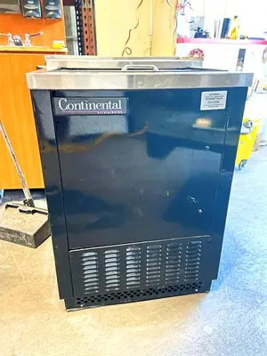Perlick 24" Underbar Bottle Cooler  Chiller w/ Black Vinyl Exterior, FR24RT-3-BL