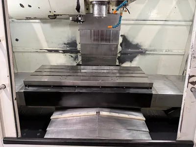 2007 HURCO VM2 Vertical Machining Centers | GMT (13)