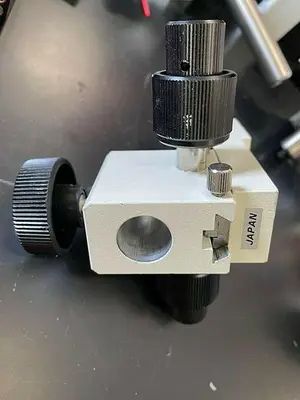 OLYMPUS ADJUASTABLE SLIDE WITH FINE FOCUS