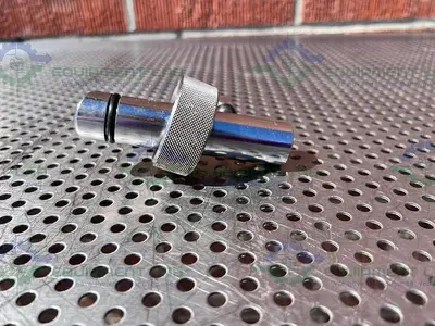 USED METTLER TOLEDO STAINLESS STEEL REACTOR SENSOR HOUSING