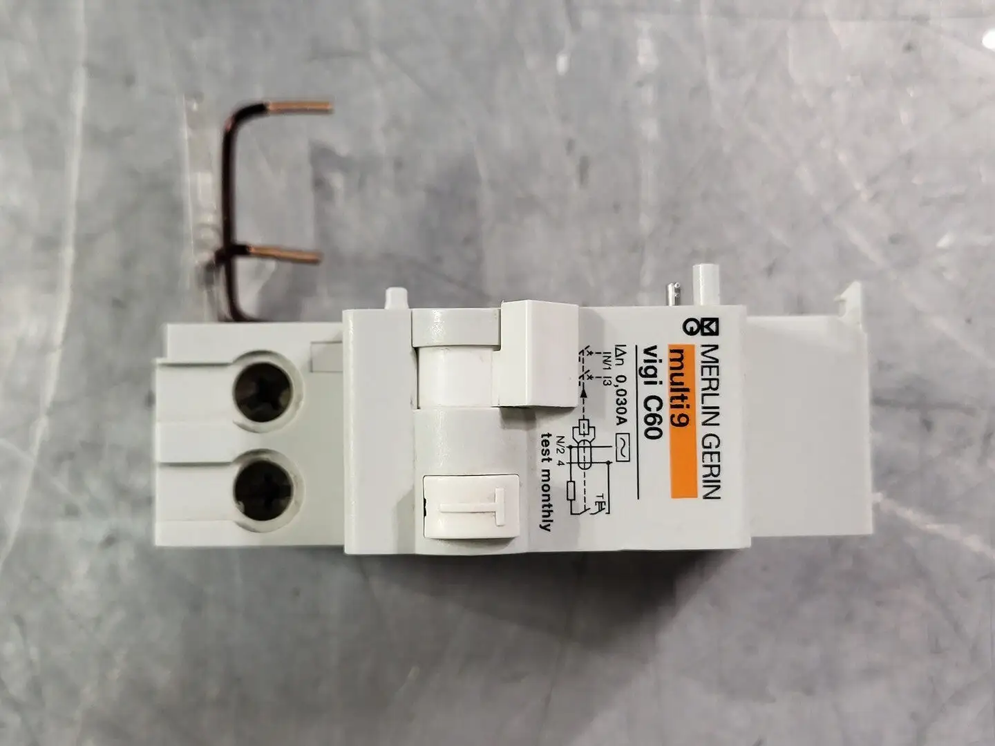 63 Amp, 2 Pole, 230/400 volts Circuit Breaker (Bag of 4)