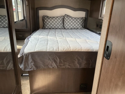 Used 2017 THOR MOTOR 31Z Campers, Caravans, Motorhomes Michigan US | Miedema Asset Management Group #1322363