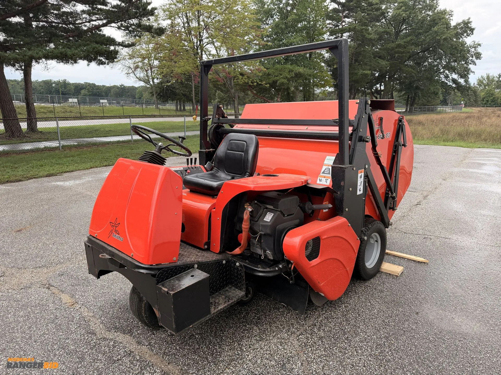 Used 2005 SMITHCO SWEEP STAR 60 Mechanical Sweepers Michigan US | Miedema Asset Management Group #1454360