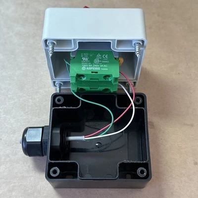 Auspicious Red 2-Position Selector Switch Control Station Enclosure 120/240VAC