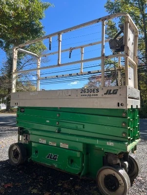 USED 2016 JLG 2632ES