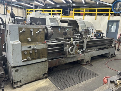 TARNOW (TOOLMEX) TUJ 50M Gap Lathes | Tight Tolerance Machinery (1)
