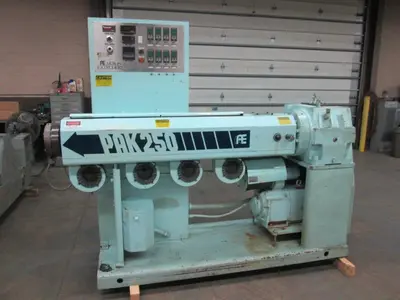 2.5″ PAK 250 – 24:1 Akron Extruder
