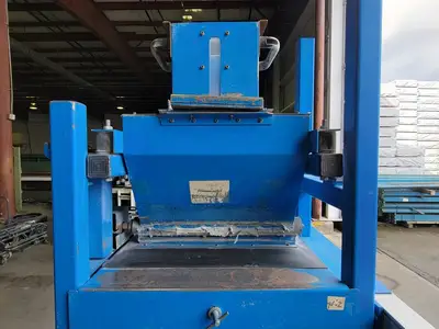 USED 2004 SYNTRON V-20 RC