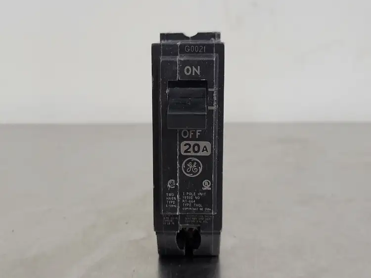 Used GENERAL ELECTRIC RT-664 Switchgears British Columbia CA | Lenmark #241443