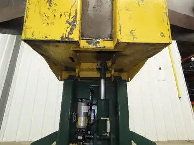 Used SOUTHWORTH _UNKNOWN_ Tippers Indiana US | Arrow Industrial #1408601