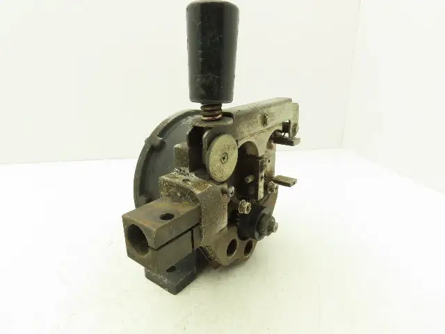 Yaskawa Electric PMED-12-HQ61 DC Wire Feed Motor 130rpm 18.3VDC 5.5A No Rollers