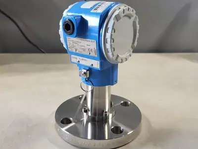 NEW ENDRESS+HAUSER PMC71-UCC1M2AFAAA