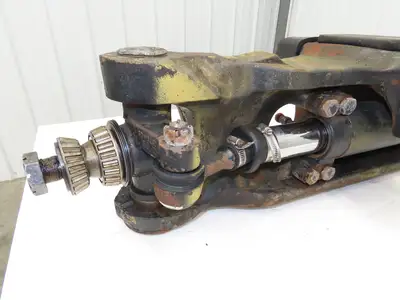 Yale 370401 Forklift Dual-Wheel Rear Steer Axle Assembly ERC080HDN36SV084