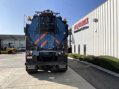 Used 2021 PETERBILT 348 Hydro Excavators California US | Big Truck & Equipment #1412261