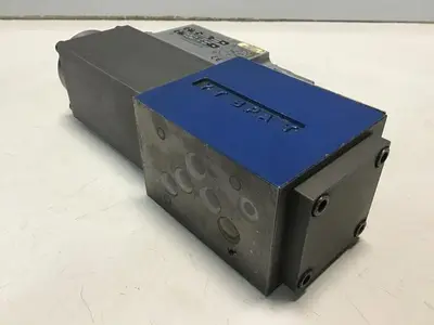 USED REXROTH 4WRPE10KB00L20/G24K0/A1M845