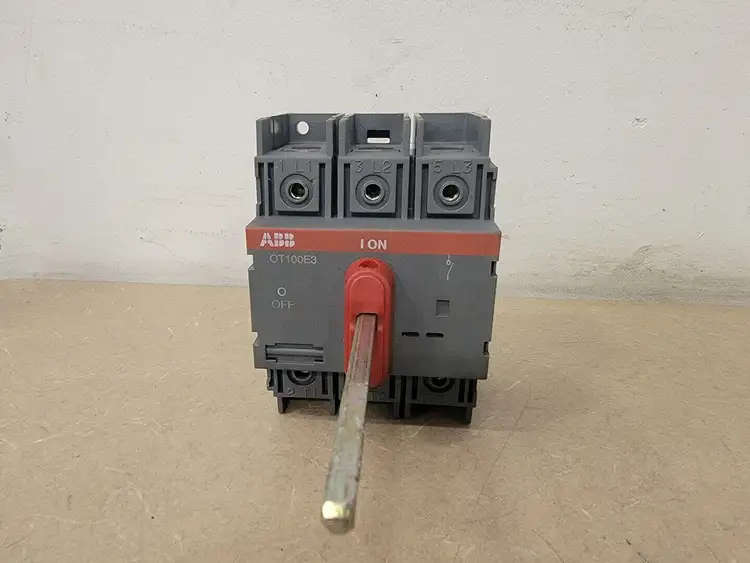 Used ABB OT100E3 Switchgears British Columbia CA | Lenmark #367227