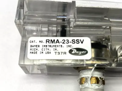 Used Dwyer Flowmeter, 2" Scale, 5-50LPM Air, 100PSI, 130° F Air Velocity and Flow Michigan US | Maverick Industrial Sales #1392354