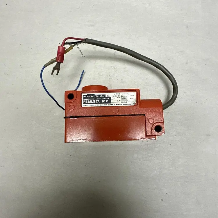 Used MICRO SWITCH FEMLS7A 1011 Miscellaneous Equipment (Electrical & Power) Ohio US | Surplus Asset Holdings #1240060