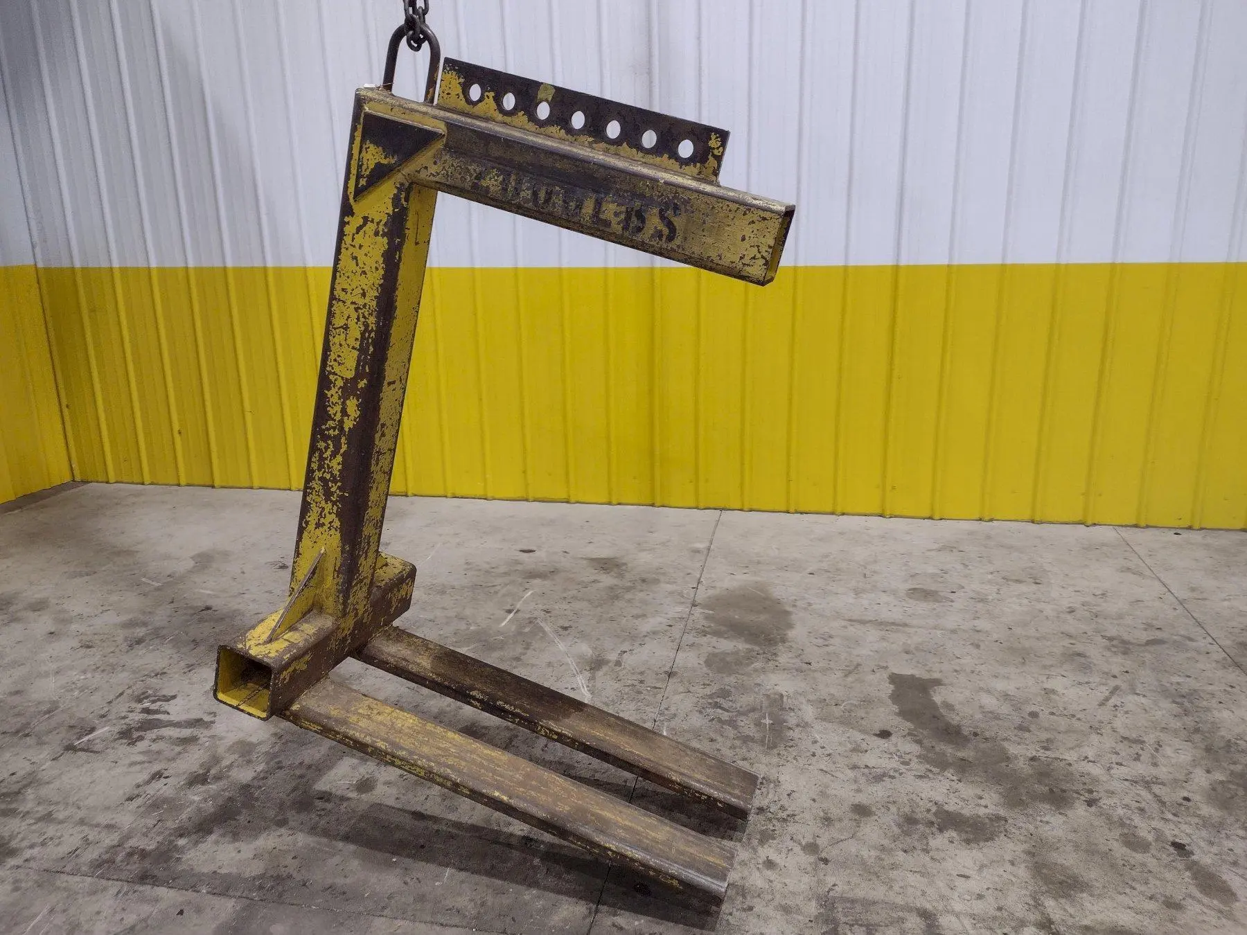 2,000 LB x 42" x 48" NATIONAL IND PALLET LIFTER CRANE ATTACHEMENT: STOCK #22369