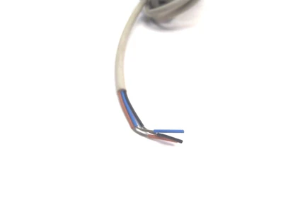 USED SMC PERPENDICULAR SOLID DIRECT SWITCH SENSOR