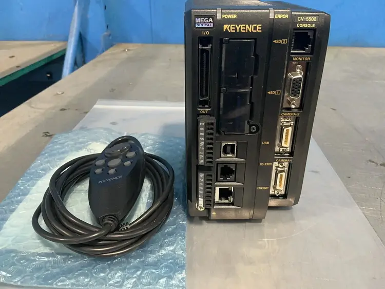 Used KEYENCE CV5502 Camera Systems Ohio US | HGR 24 #1325969