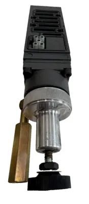 NEW NUMATICS I12RS100JP00000 PNEUMATIC PRESSURE REGULATOR