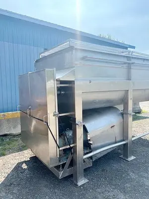 Used Rietz Double Ribbon Blender, 150 Cubic Feet