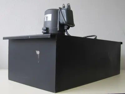 Industrial Coolant Pump 1/8HP With 24" Long x 12" Wide x 8" Deep Tank 110 VAC