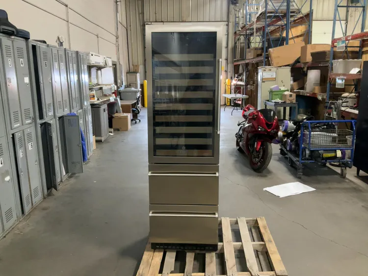 Used ELEMENT EL-BWC108-SS Bottle Coolers Michigan US | Miedema Asset Management Group #1144289