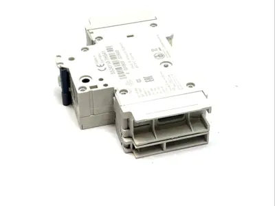 USED SIEMENS MINIATURE CIRCUIT BREAKER W/ AUXILIARY SWITCH 5ST3010‑0HG