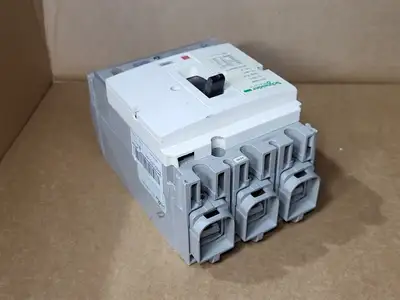 USED SCHNEIDER ELECTRIC GV7-RE80