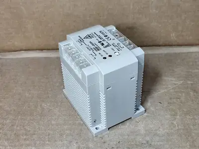 USED OMRON S82K-05024