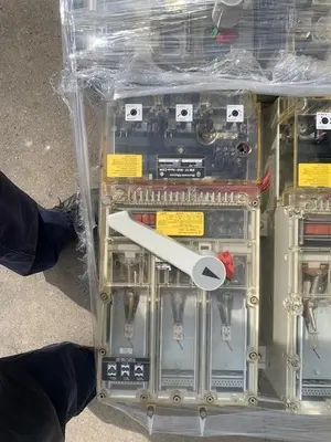 KLOCKNER-MOELLER NZM-12-800 Circuit Breakers | Rock Solid Tools (1)