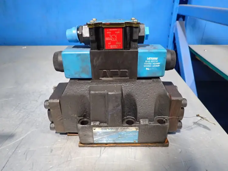 Used VICKERS DG5S83CMFPA5WLB530 Pumps Ohio US | HGR 24 #873789