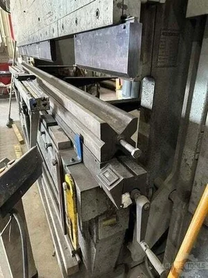 Used 2004 ACCUPRESS 740014 Press Brakes Florida US | Southern Fabricating Machinery Sales, Inc. #1541085