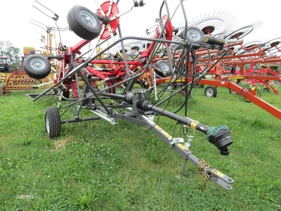 New | in-Stock 2024 MASSEY FERGUSON TD776TRC Tedders Pennsylvania US | Zimmerman Farm Service #1409943
