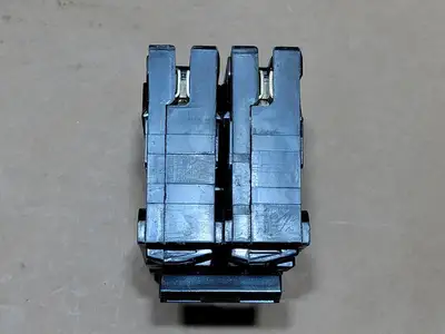 USED SIEMENS Q220
