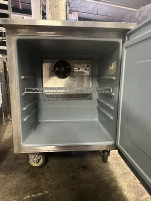 174-0194 Delfield 27" Self Contained Worktop Freezer