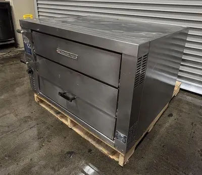 USED BAKERS PRIDE GP61