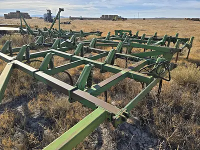 USED JOHN DEERE 1600