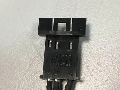 USED OMRON EE-1002