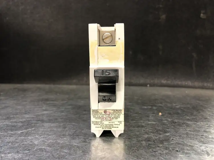 Used FEDERAL PIONEER NB115 Switchgears British Columbia CA | Lenmark #244227