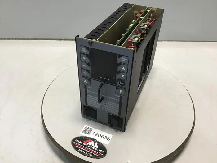 USED HUSKY 9152