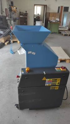 USED 2013 SHINI -
