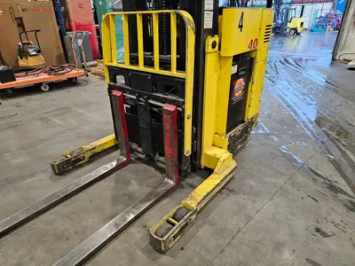 Used HYSTER 40XMR Reach Trucks British Columbia CA | Lenmark #1488877