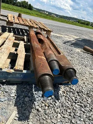 Used AFTERMARKET 5-7/8” TO 6” D X 62" L CHISEL DRILL BIT FOR CABLE TOOL Drills Pennsylvania US | East West Machinery & Drilling #1417421
