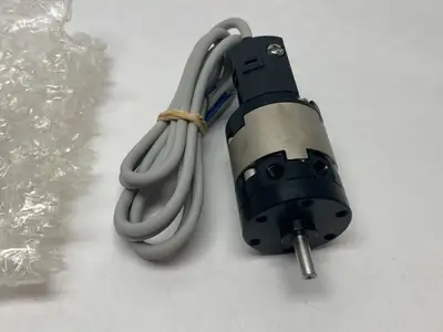 USED SMC DOUBLE ACTING 10MM ROTARY VANE ACTUATOR  W/ AUTO SWITCHES