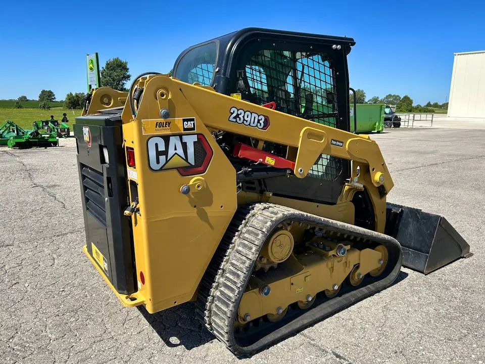 USED 2023 Caterpillar 239D3
