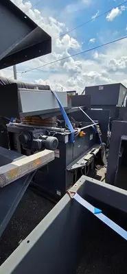 Used CRAM-A-LOT HX-72 CLOSED DOOR MANUAL-TIE BALER Balers Illinois US | Black River Trading #1059827