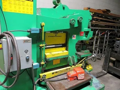 2014 UNI-HYDRO Pro 125-24 Iron Worker | Kaste Industrial Machine Sales (13)